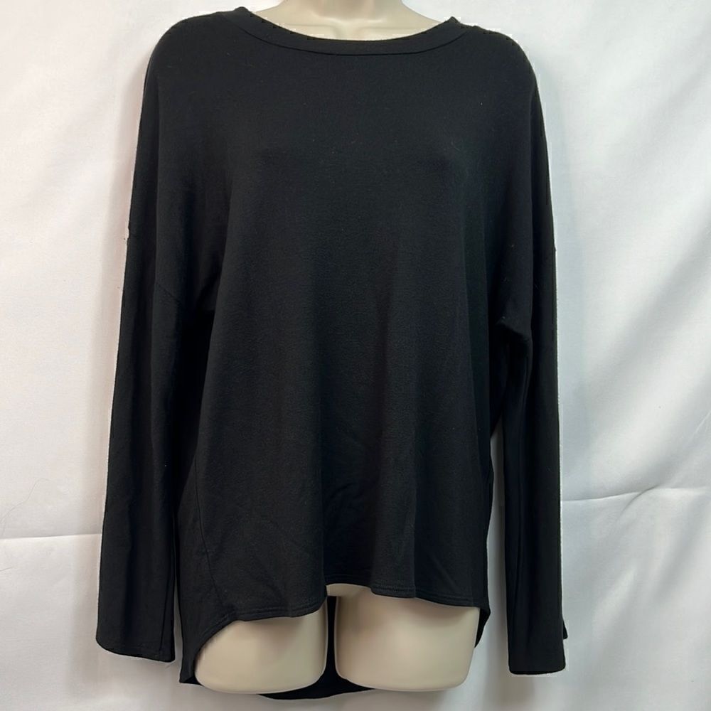Riller & Fount Black open back long sleeve sweater size medium EUC